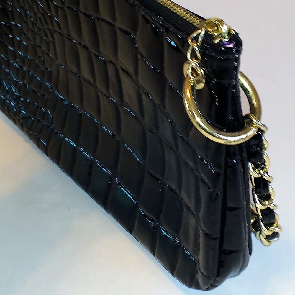 Gianni Bini black faux alligator embossed bag